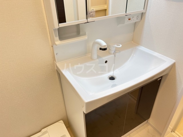 13/30 洗面