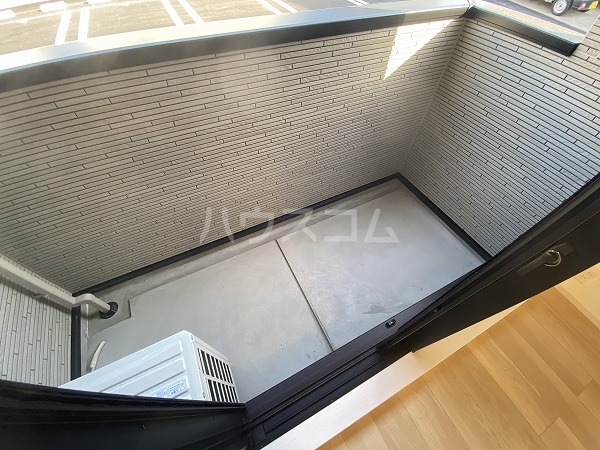 22/30 バルコニー