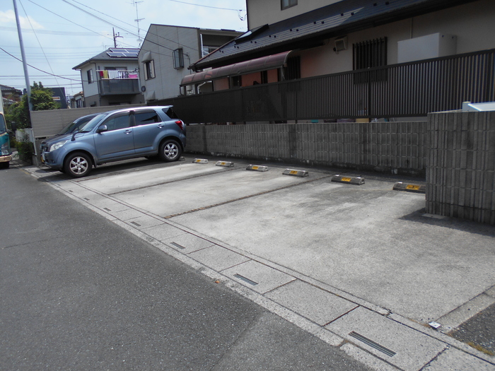 18/26 駐車場