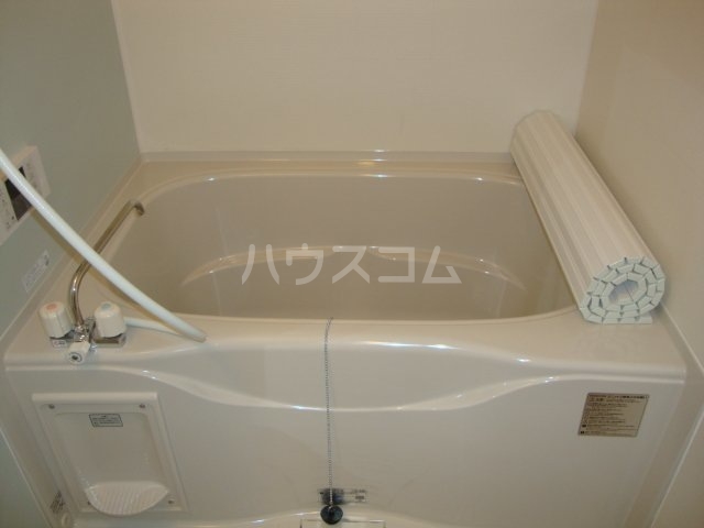 13/30 浴室