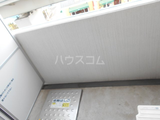 20/30 バルコニー