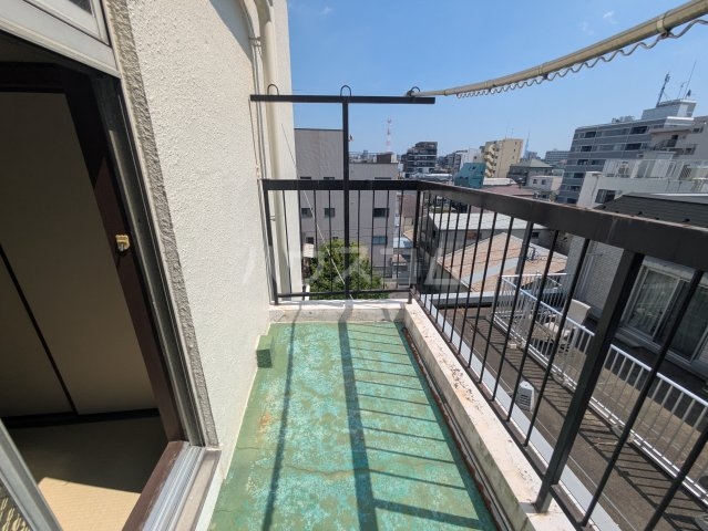 22/30 バルコニー