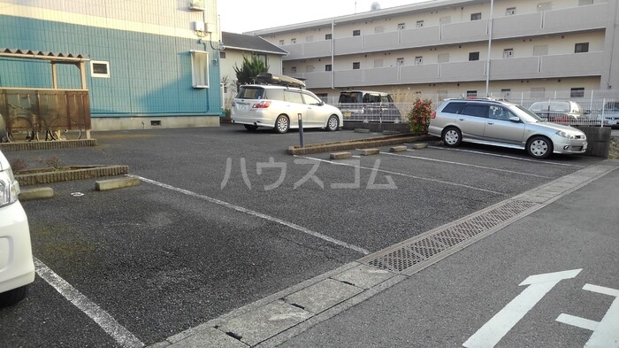 17/24 駐車場