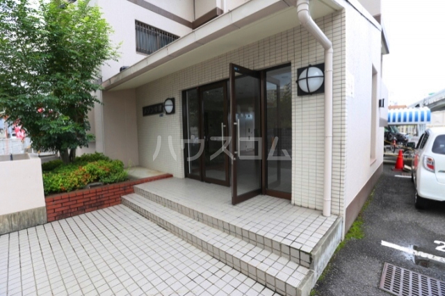 20/24 エントランス