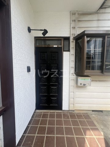 26/30 エントランス