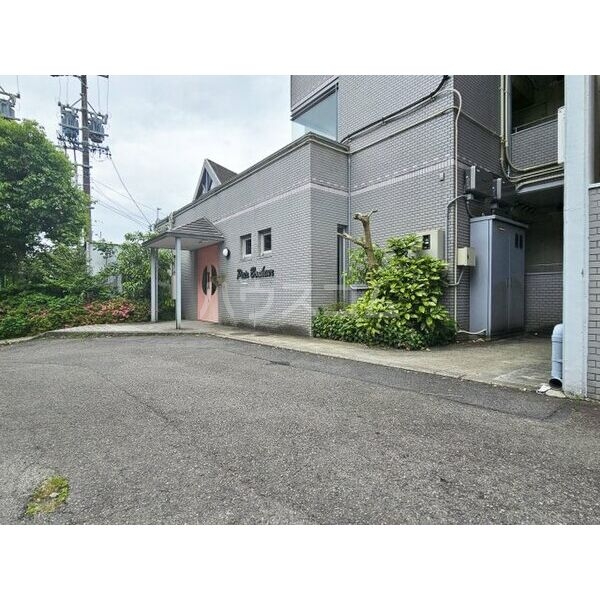 19/26 駐車場