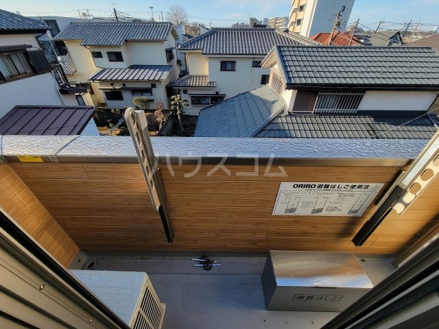 19/30 バルコニー