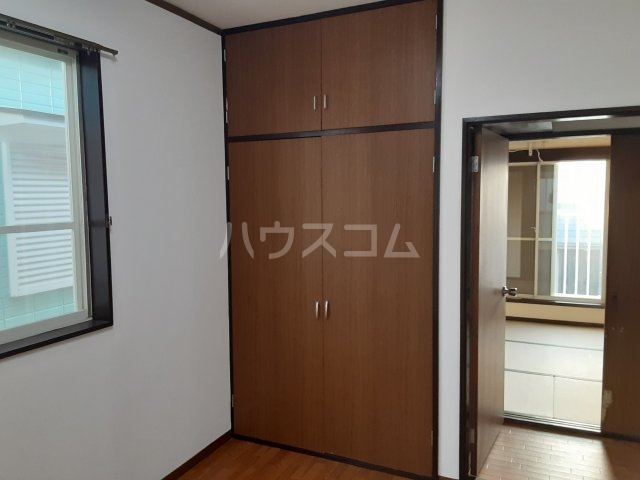 13/30 収納