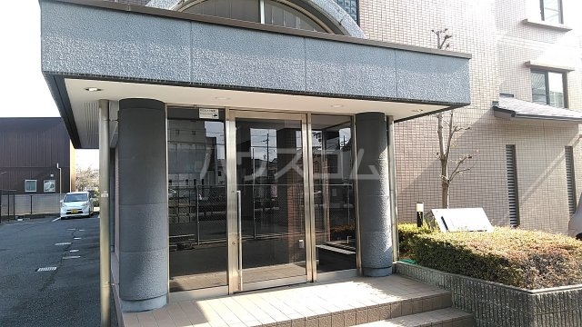 3/4 エントランス