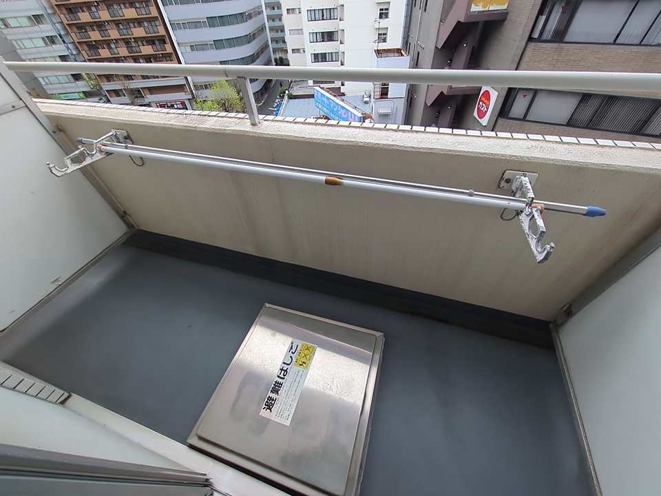 20/30 バルコニー