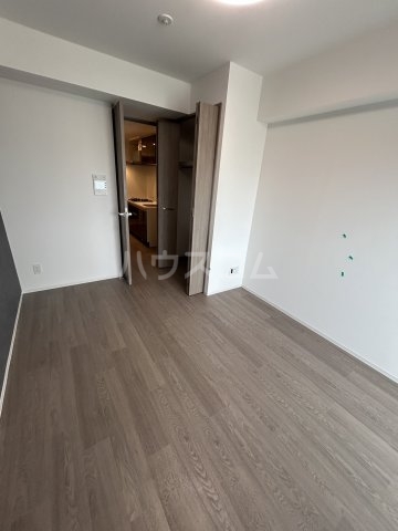 17/25 エントランス