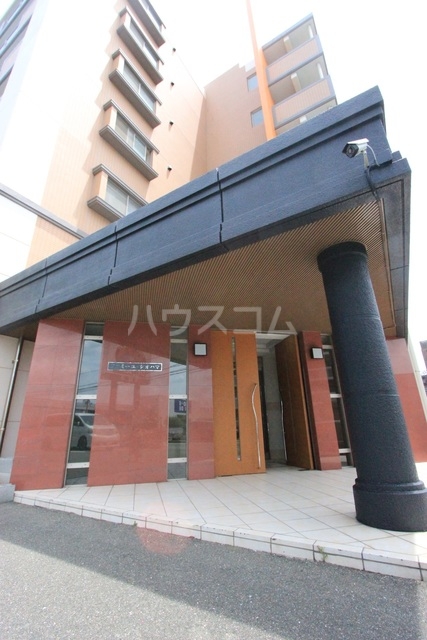 15/16 エントランス