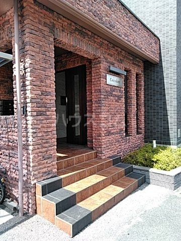 16/25 エントランス