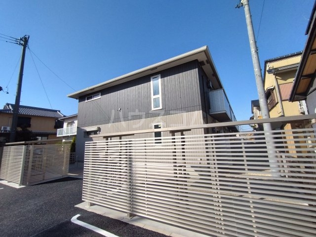 2/30 外観