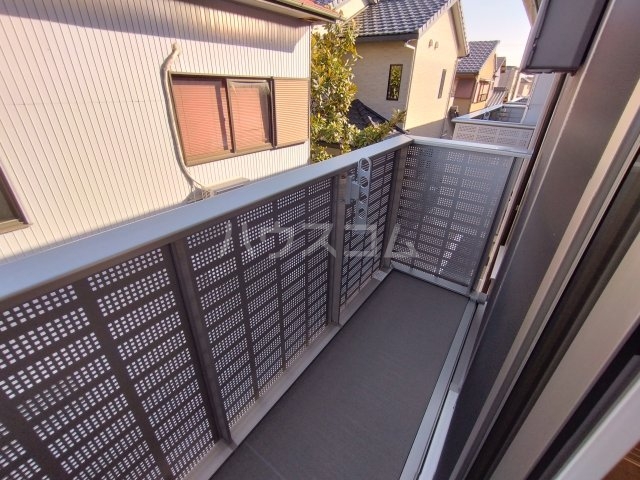 23/30 バルコニー