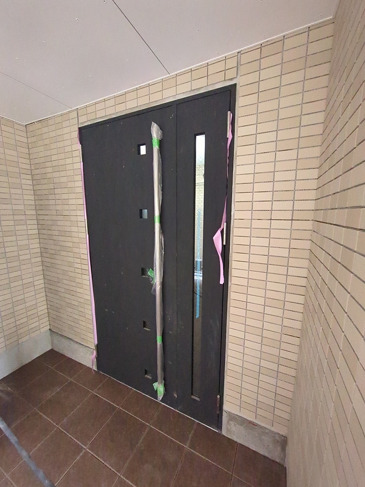 2/3 エントランス