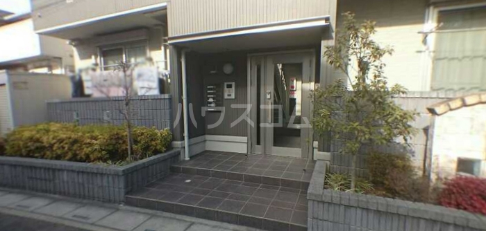 13/24 エントランス