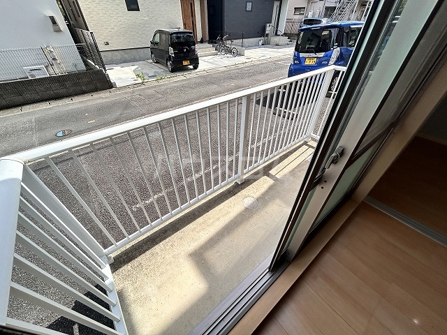 25/30 バルコニー