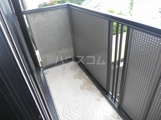 25/30 バルコニー