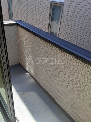 13/22 バルコニー