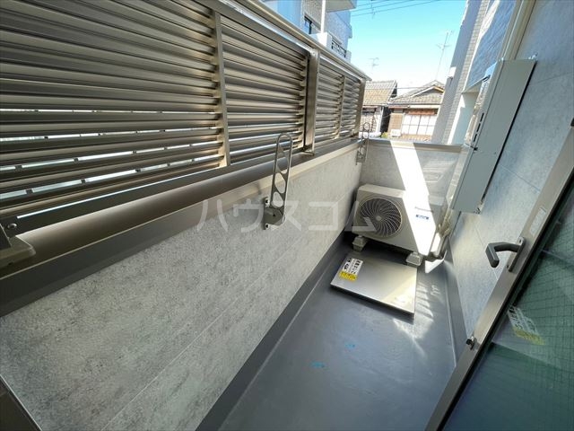 19/30 バルコニー