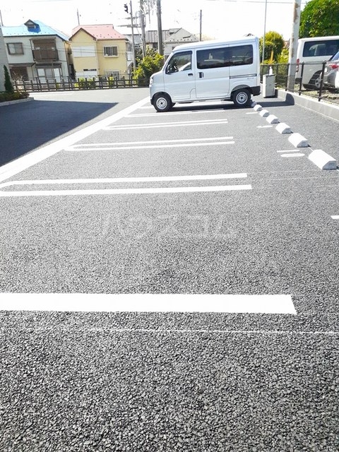26/30 駐車場