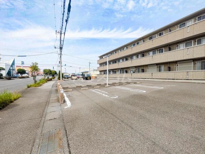 17/24 駐車場