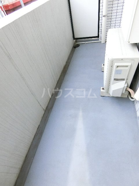13/23 バルコニー