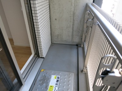 14/27 バルコニー