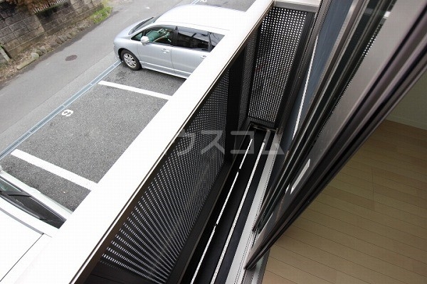 13/28 バルコニー