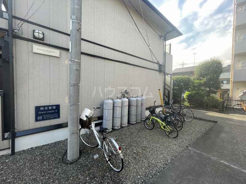 21/28 エントランス