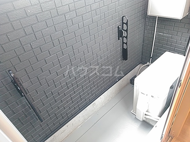 17/28 バルコニー