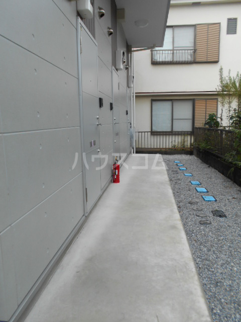 2/5 エントランス