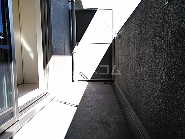 14/27 バルコニー