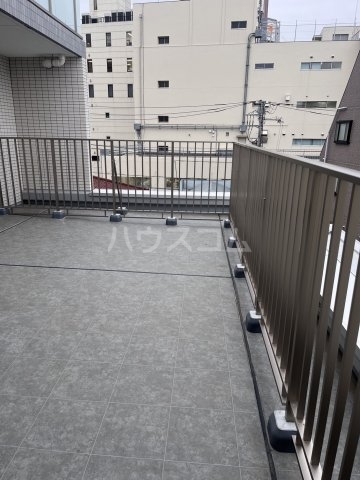 18/30 バルコニー