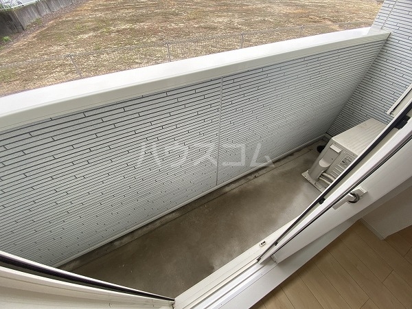 18/30 バルコニー