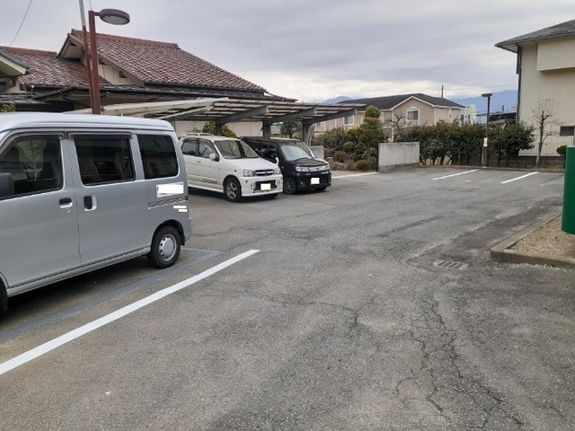 2/8 駐車場