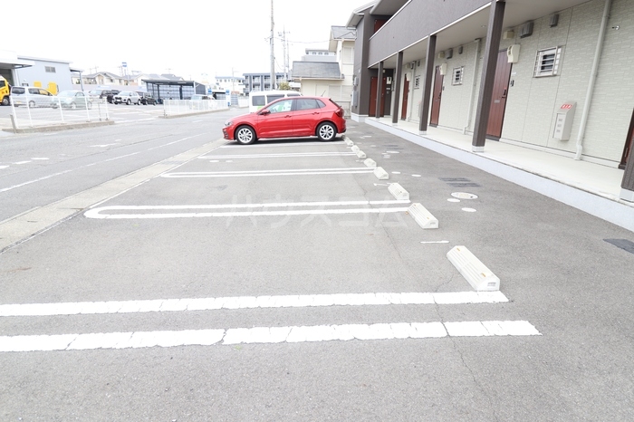 20/22 駐車場
