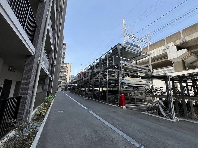 28/30 駐車場