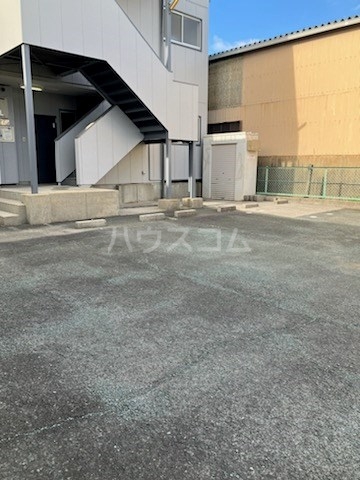 14/23 駐車場