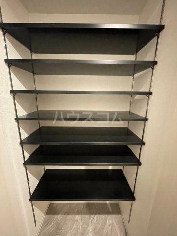 13/30 収納