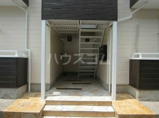 15/20 エントランス