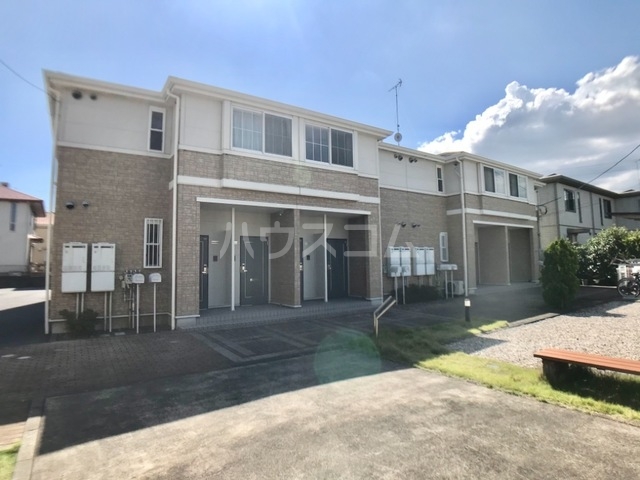 24/30 エントランス