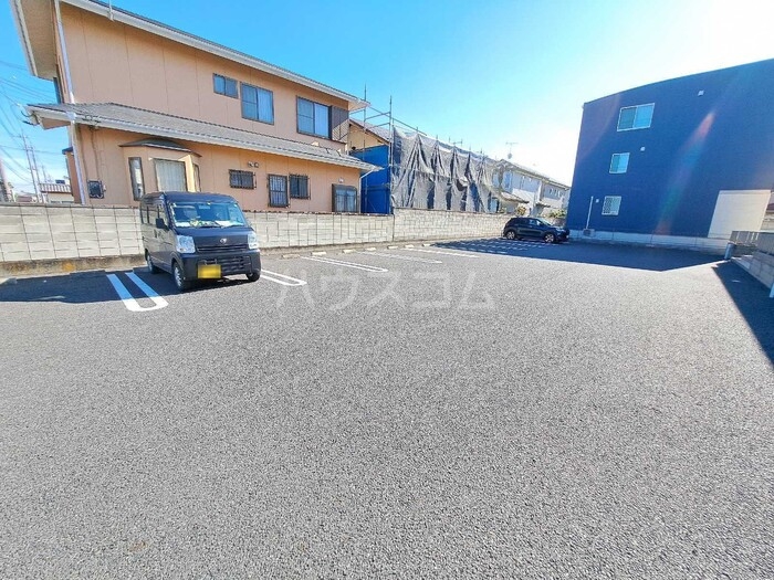 22/29 駐車場
