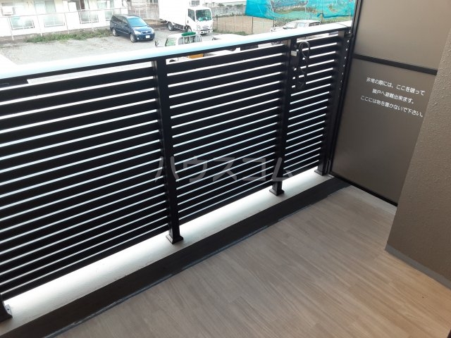 20/30 バルコニー