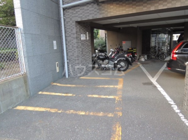 25/29 駐車場