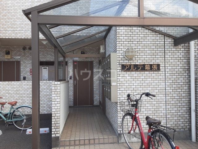 17/27 エントランス