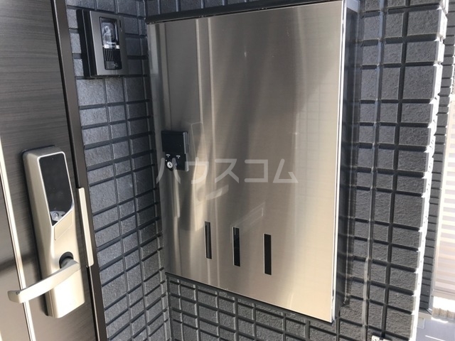 22/30 エントランス