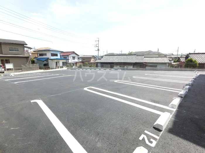 2/4 駐車場