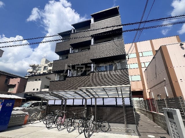 2/30 外観